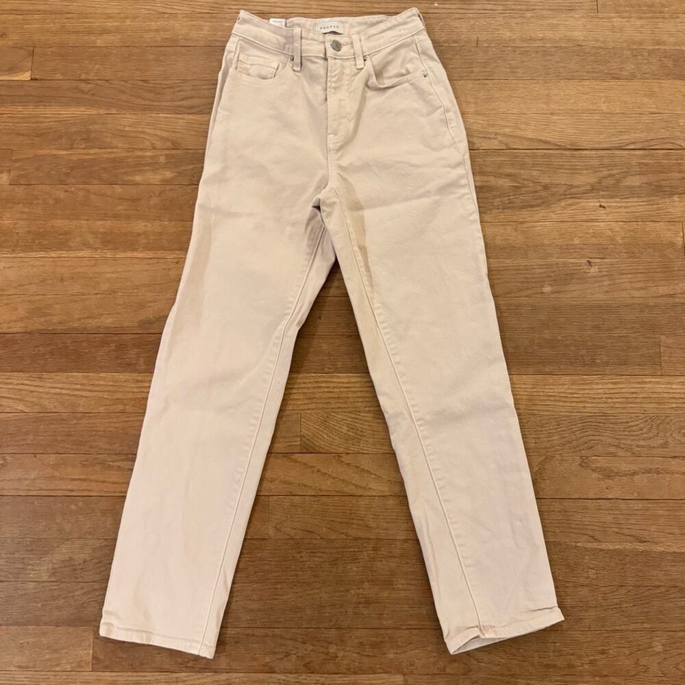 Pacsun cream curvy high-rise straight leg pants size 23/0 b52